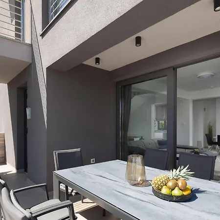 Tina Holiday home